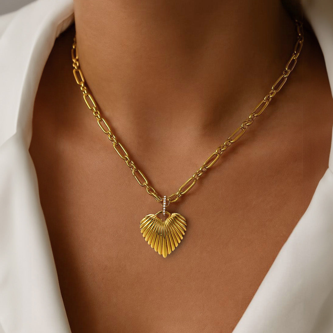 Corvina Necklace
