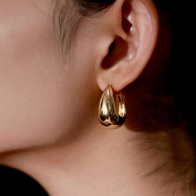 Vola Earrings