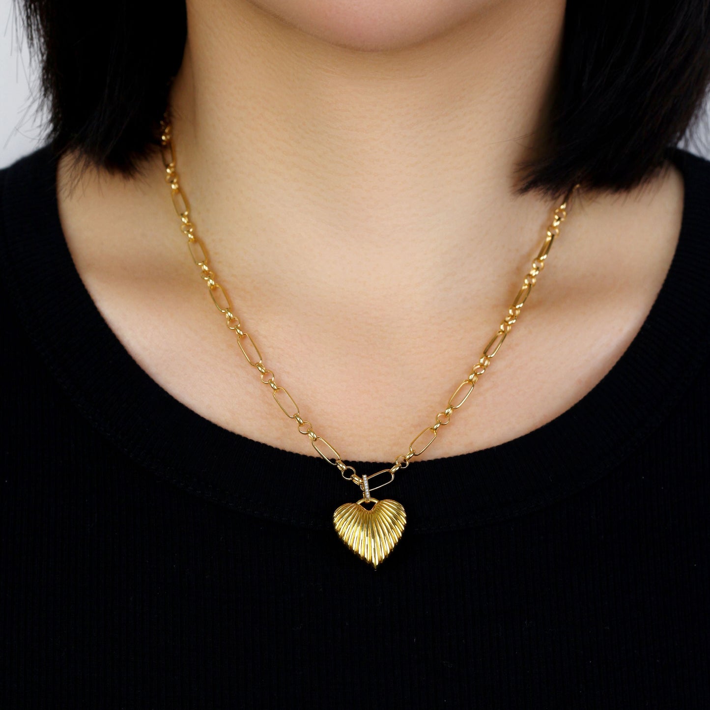 Corvina Necklace