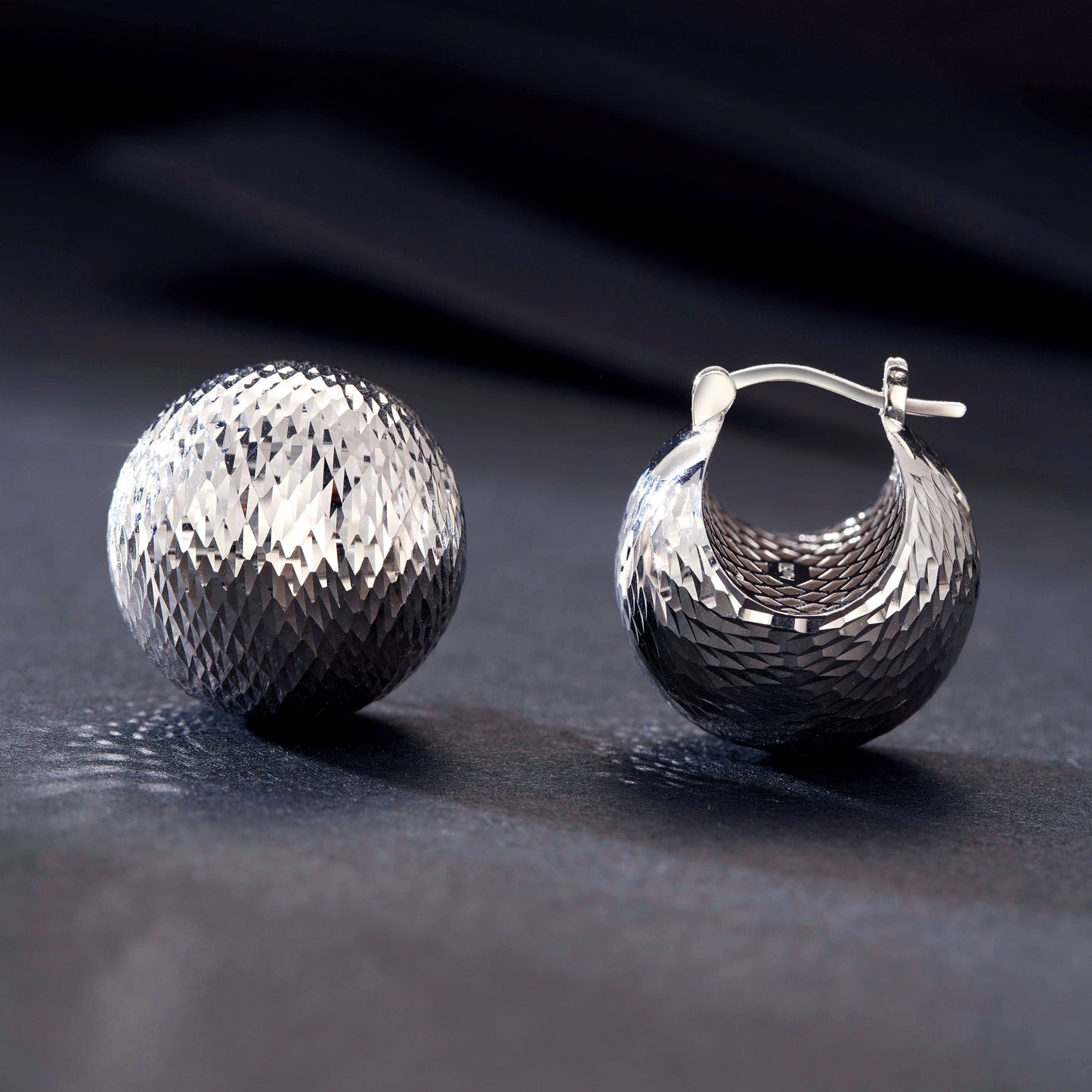 Lune Ball Earrings