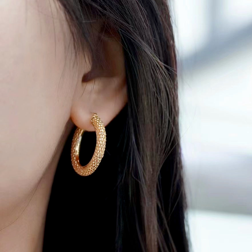 Vola Earrings